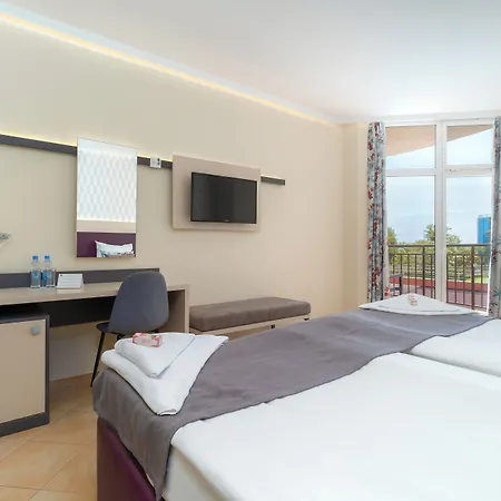 Hotel Mpm Astoria 4*