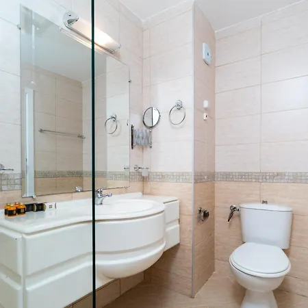 Mpm Astoria Hotell 4*