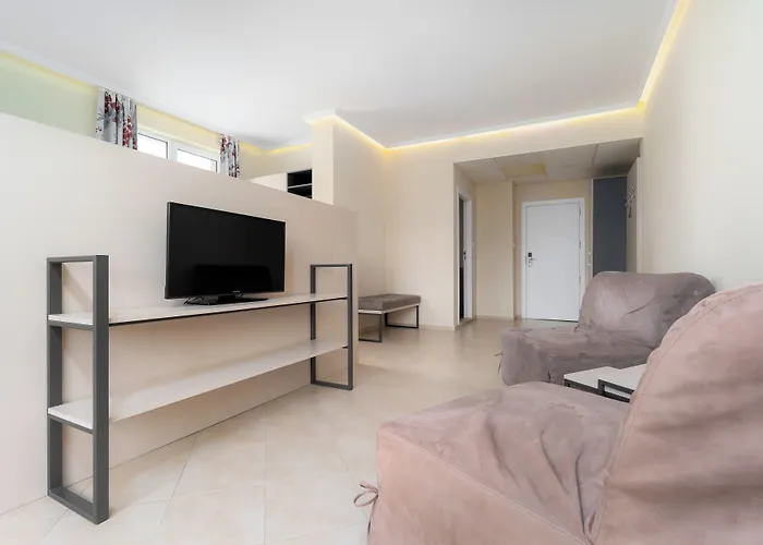 Mpm Astoria 4* ساني بيتش